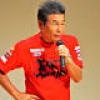 ヒロロで講演を行った間寛平さん