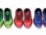 アベンジャーズ×アディダスのコラボシューズ、ハルクやアイアンマン気分で走ろう